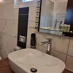 Anton 3* Sukošan