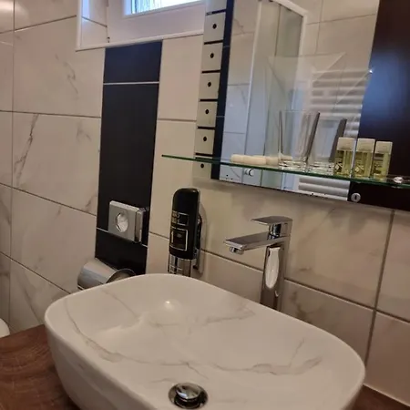 安通旅馆 3* Sukošan