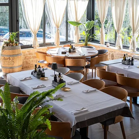 安通旅馆 Sukošan