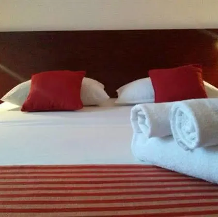 安通旅馆 Sukošan